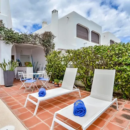 Mirador De Bassetes 15 - Grupo Turis カルプ