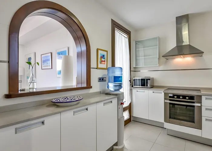 Mirador De Bassetes 15 - Grupo Turis